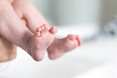 סכנה בעריסה: מכון התקנים מזהיר מפני פציעה ונפילת התינוק