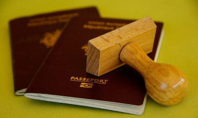 אוקראינה מפסיקה הדפסת דרכונים לגברים המתגוררים בחו"ל